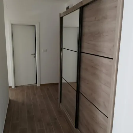 Amare Apartment *